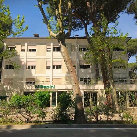 Hotel Millepini Marina Romea Esterno foto